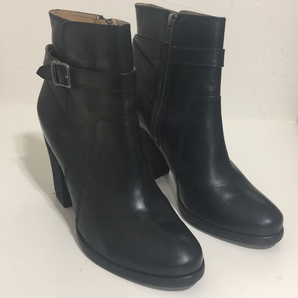 Frye boot